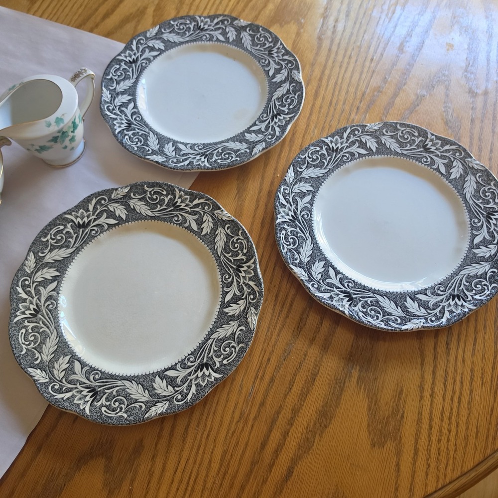 3 VTG J.G. Meakin English Ironstone Sterling Renaissance Black 10" Dinner Plates